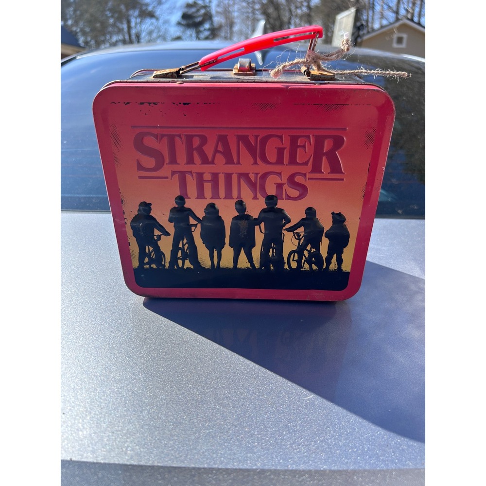 Funko Stranger Things Metal Lunch Box Red Black‎ Fair Condition 2019 Netflix